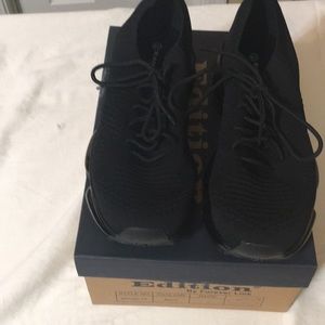 ladies black 8/1/2 slip on sneakers